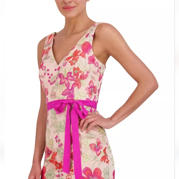 Eliza J Floral Embroidered V Neckline Sleeveless Sheath Dress - Picture 7 of 8